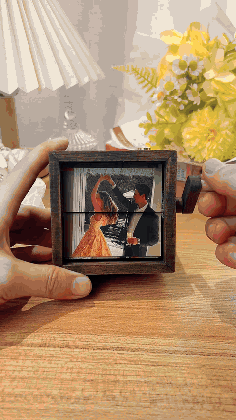Lighted Flipbook Photo Box — Personalized 16-Photo Keepsake
