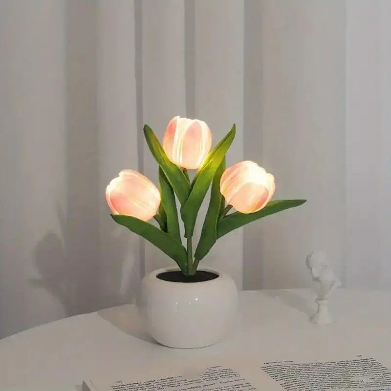 Tulip LED Night Light — Decor for Living Rooms and Bedrooms - Pink