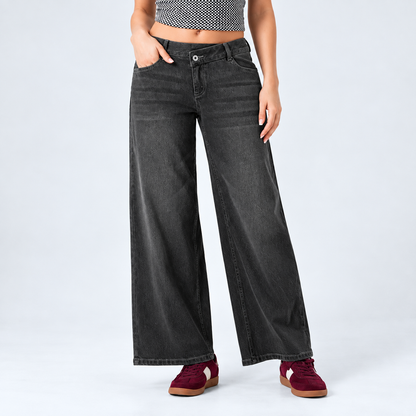 Low Rise Baggy Wide Leg Jeans — Relaxed Casual Style