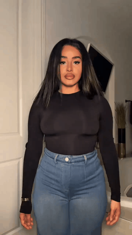 Low Rise Baggy Wide Leg Jeans — Relaxed Casual Style