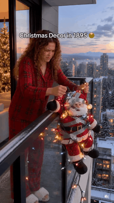 Smart Animated Christmas Lights — Balcony Decor